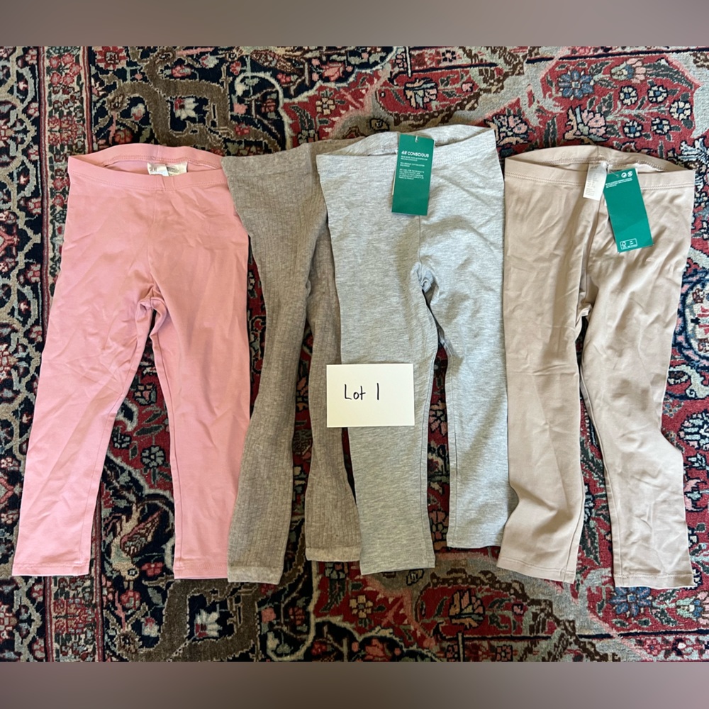 Lot 1 - 4 size 3T leggings H&M - Never worn